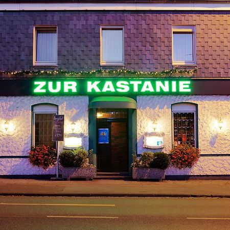 Hotel Zur Kastanie Mülheim an der Ruhr Esterno foto
